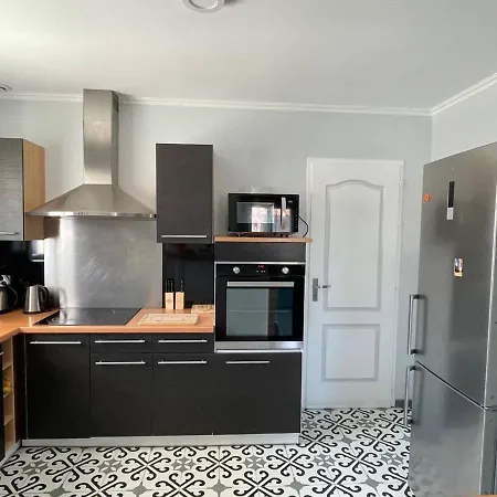 Maison- Elne